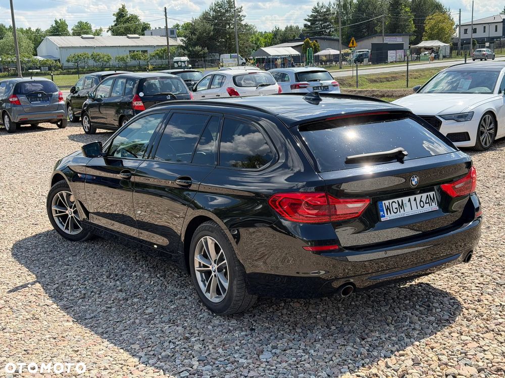 BMW Seria 5 520d Sport Line - 20