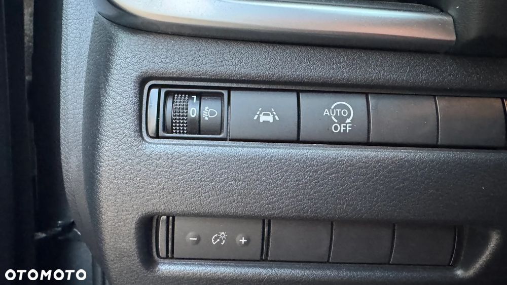 Nissan Qashqai 1.3 DIG-T MHEV Xtronic N-Design - 30