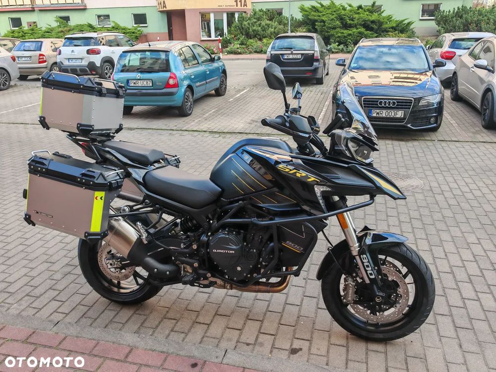 QJMOTOR SRT900S - 4