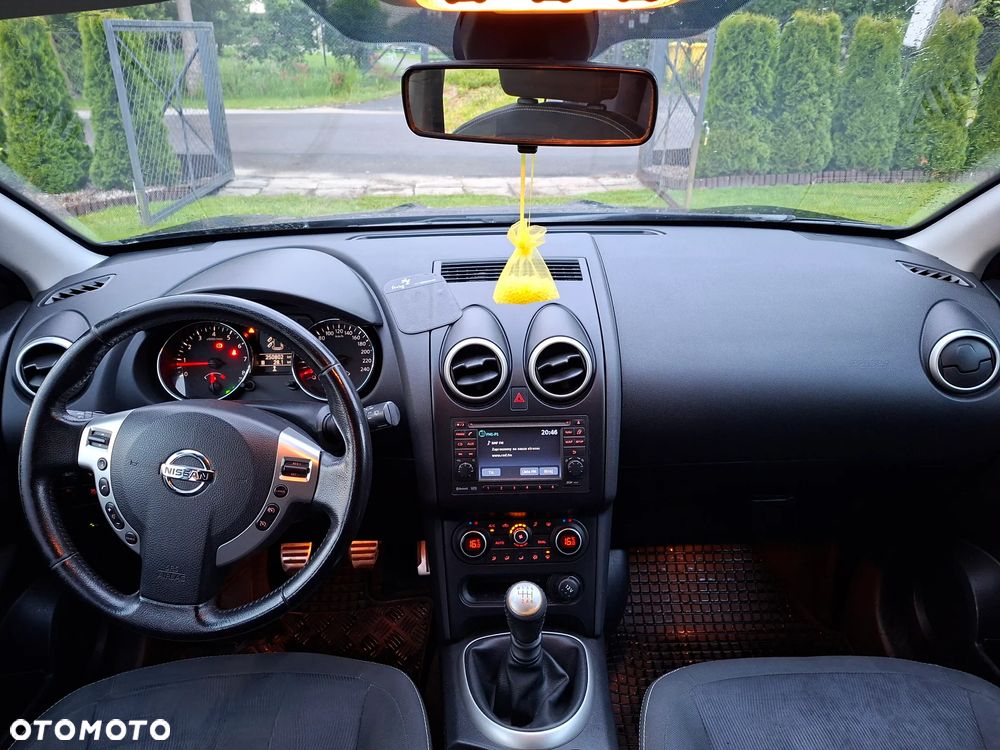 Nissan Qashqai - 11
