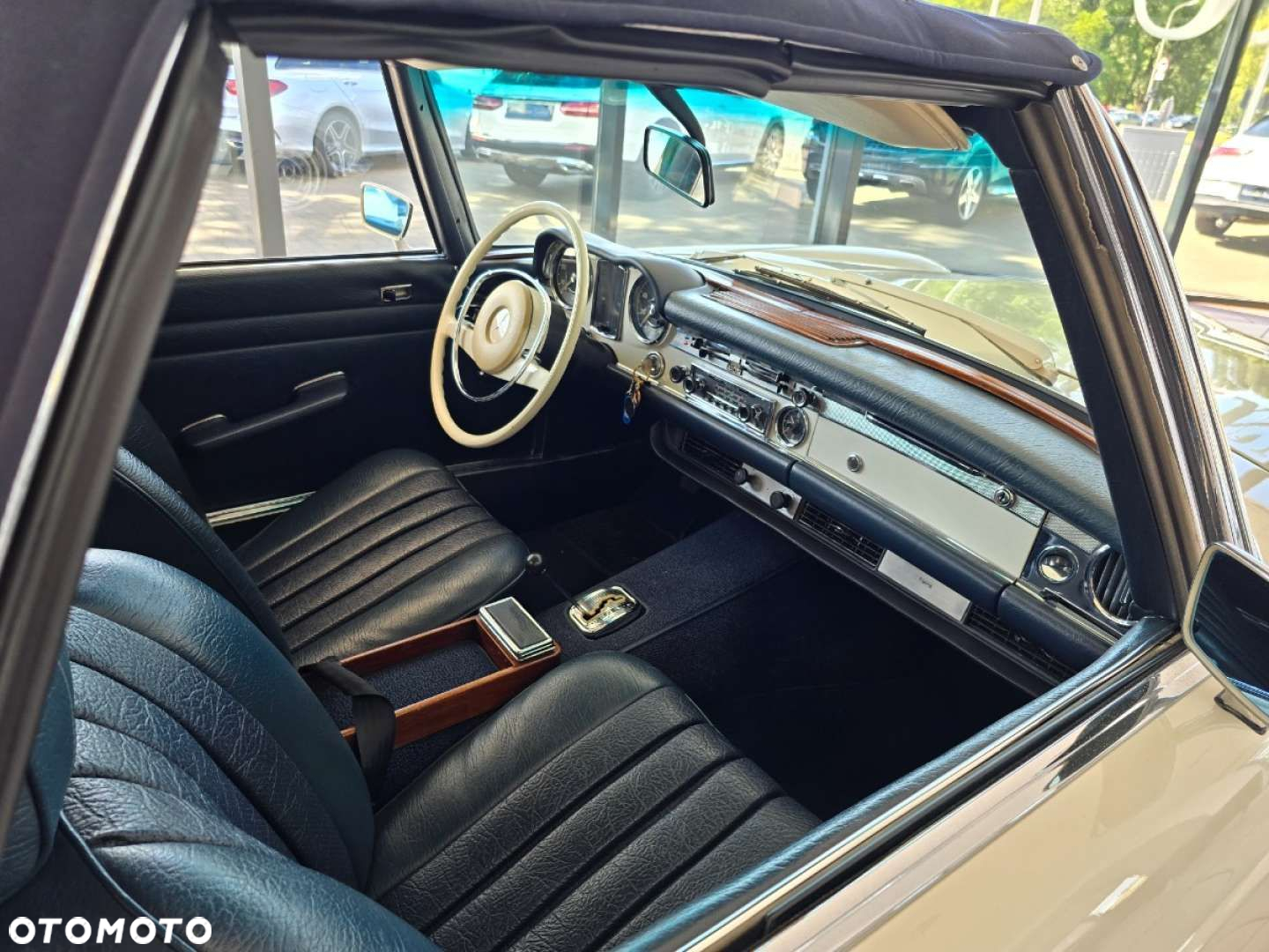 Mercedes-Benz SL - 27