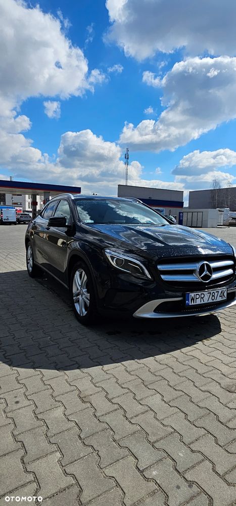 Mercedes-Benz GLA 250 4-Matic - 6