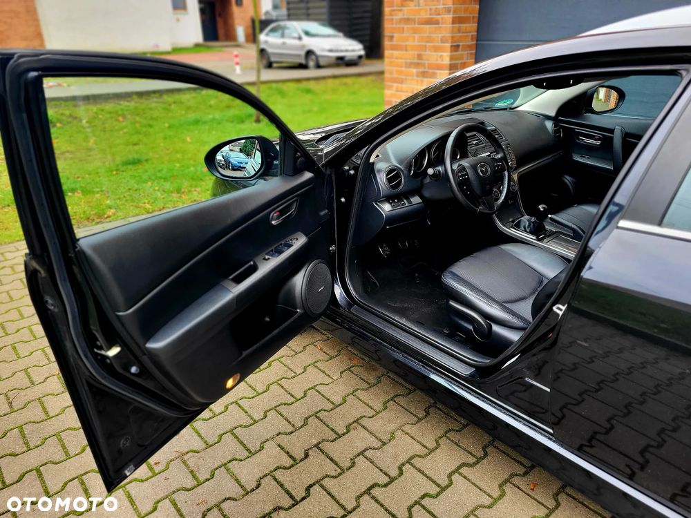 Mazda 6 2.2 CD Exclusive + - 15