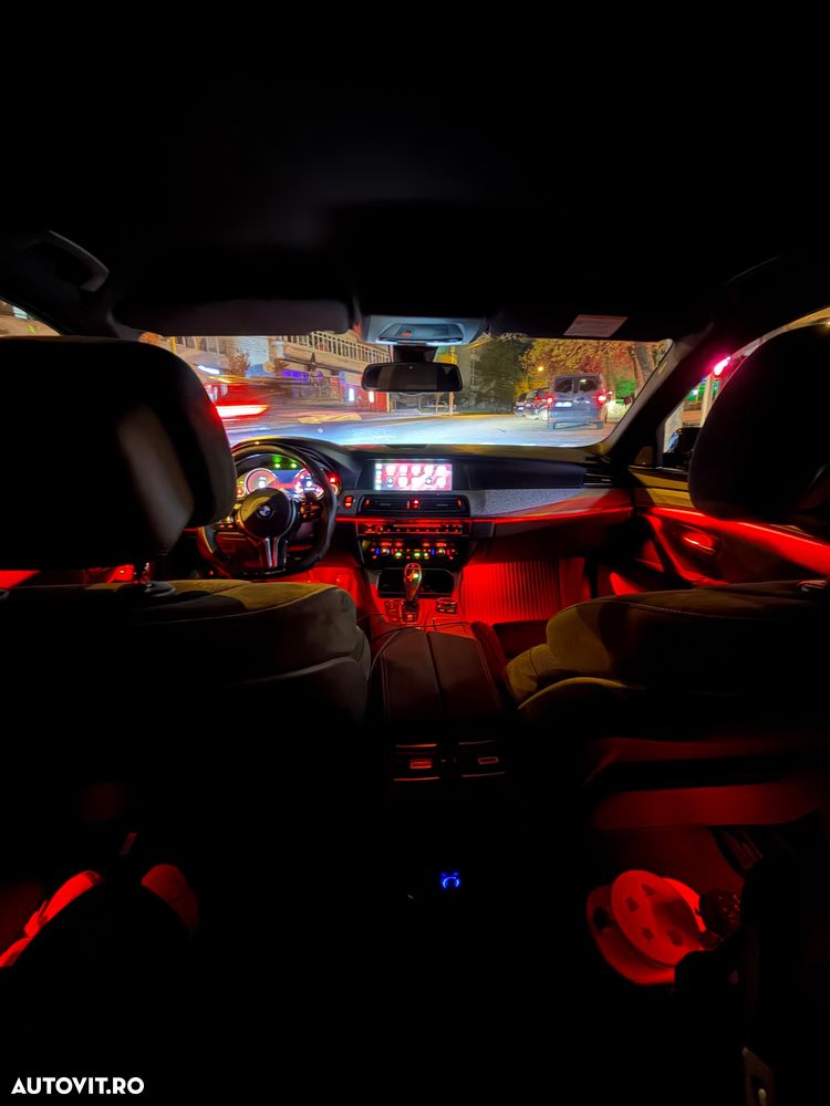 BMW Seria 5 520d Sport-Aut. - 18