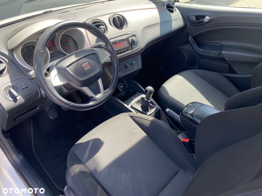 Seat Ibiza SC 1.4 16V Entry - 8