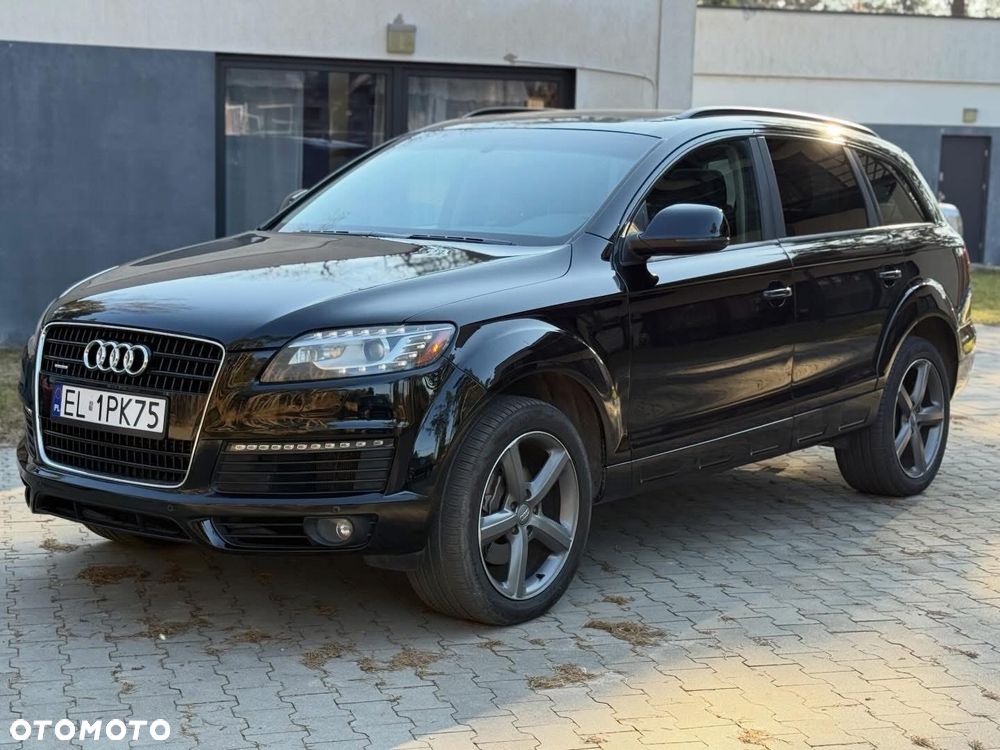 Audi Q7 - 1