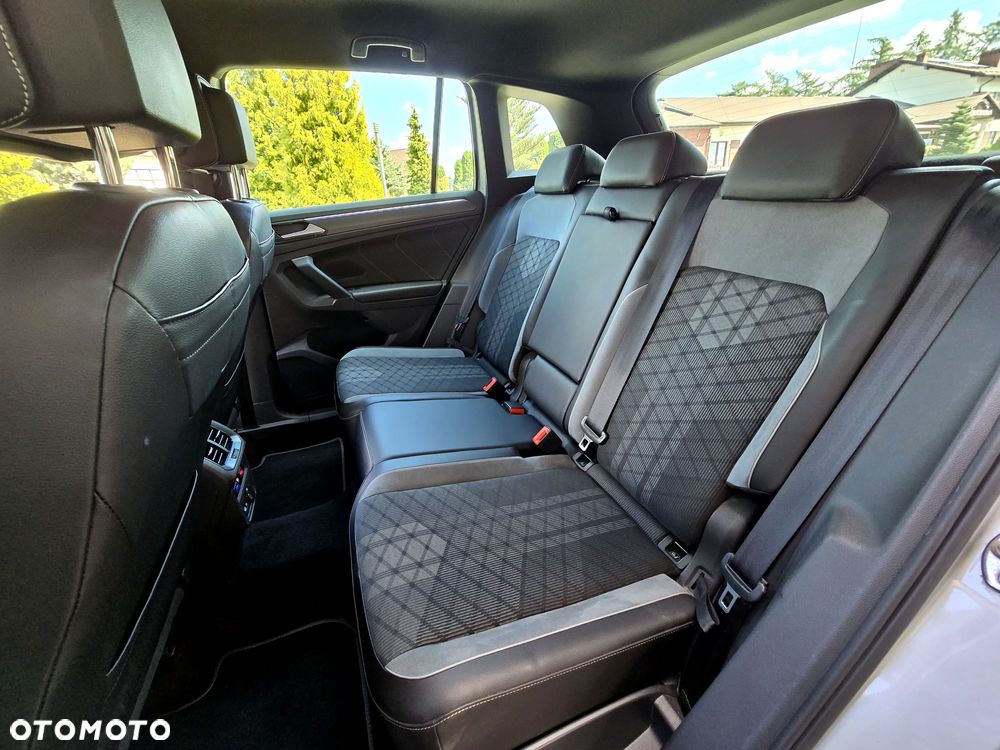 Volkswagen Tiguan 2.0 TDI SCR DSG R-Line - 27