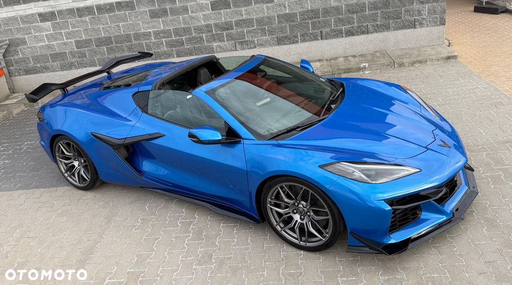 Chevrolet Corvette - 10