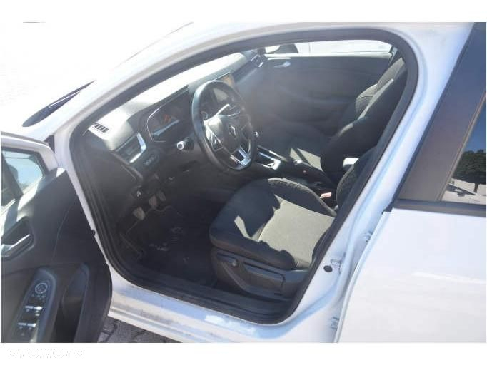 Renault Clio - 7