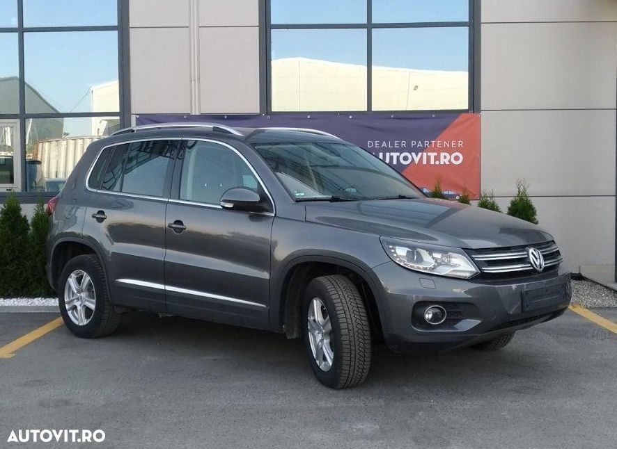 Volkswagen Tiguan - 2