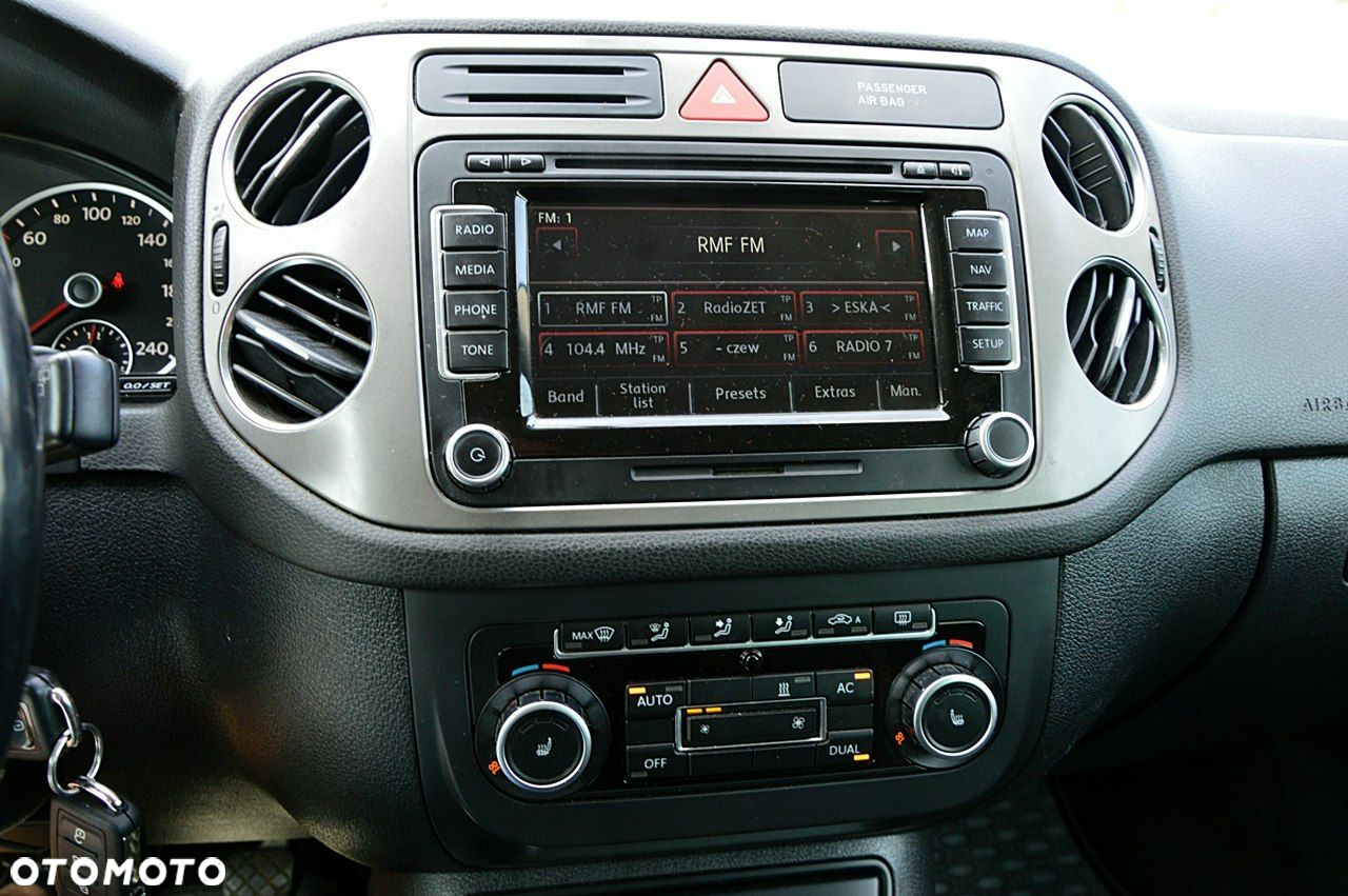 Volkswagen Tiguan 2.0 TDI DPF 4Motion BlueMotion Technology Cup Track & Style - 33