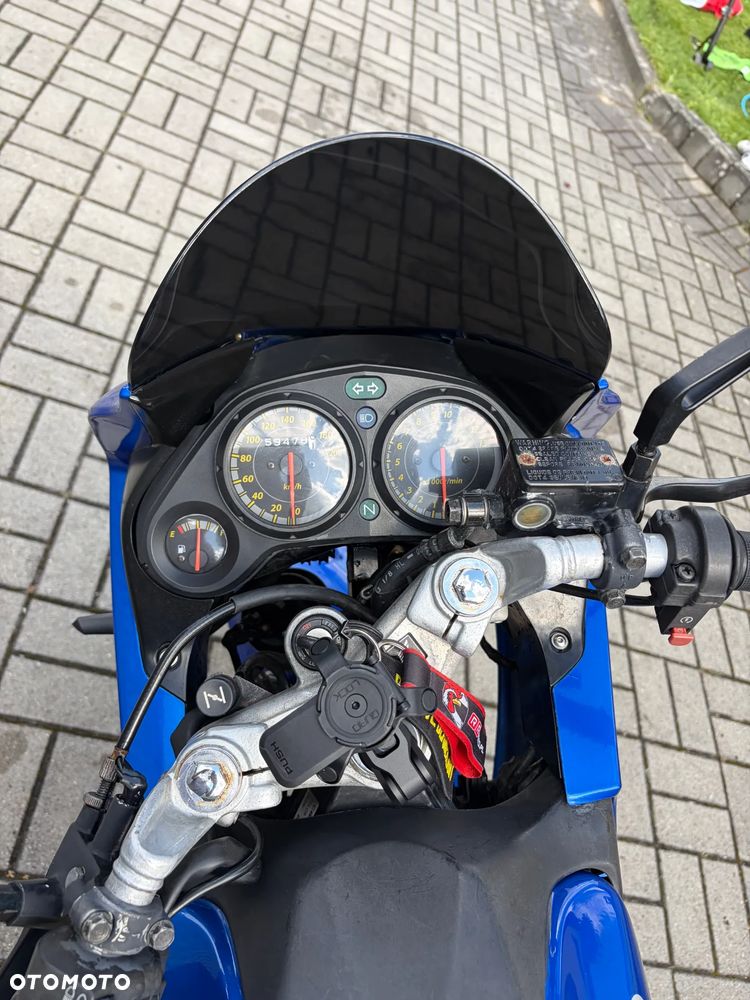 Honda CBR - 8