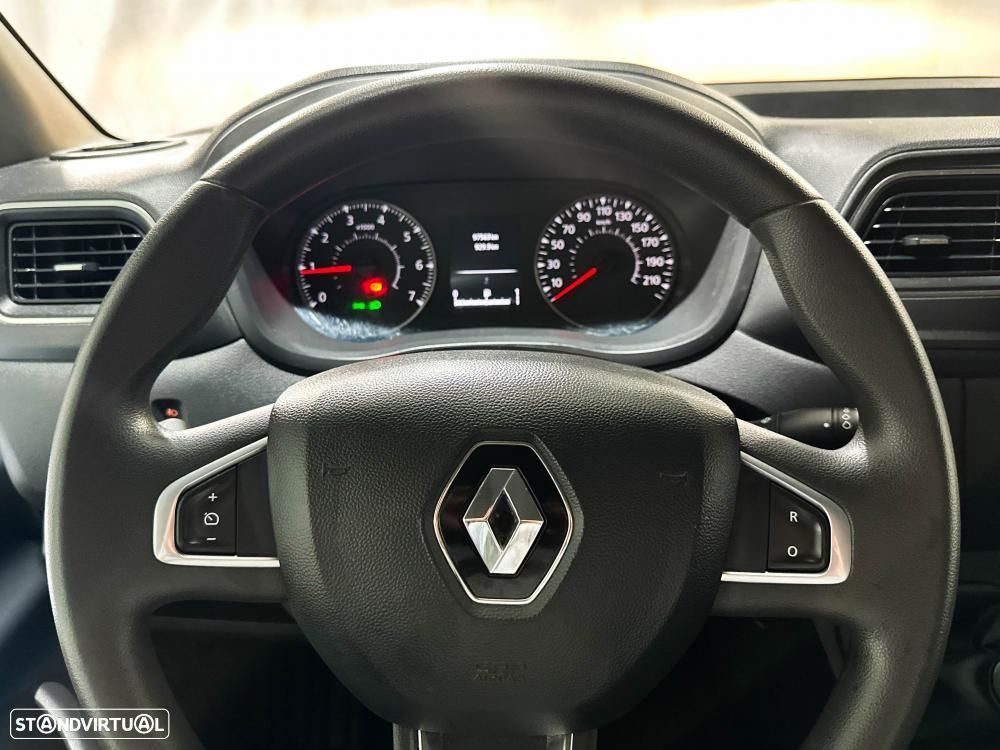 Renault Master L2H2 2.3 DCi 135cv Confort - 36