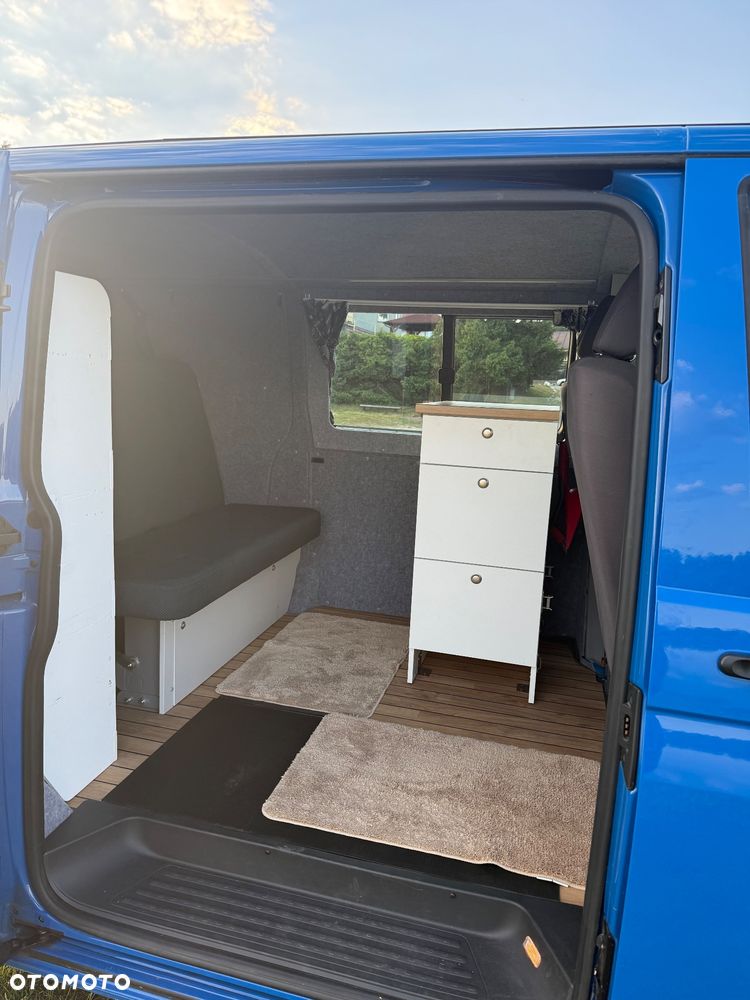 Volkswagen Transporter T5 campervan - 22
