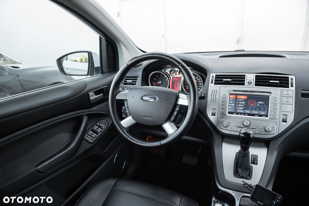 Ford Kuga 2.5 4x4 White Magic - 22