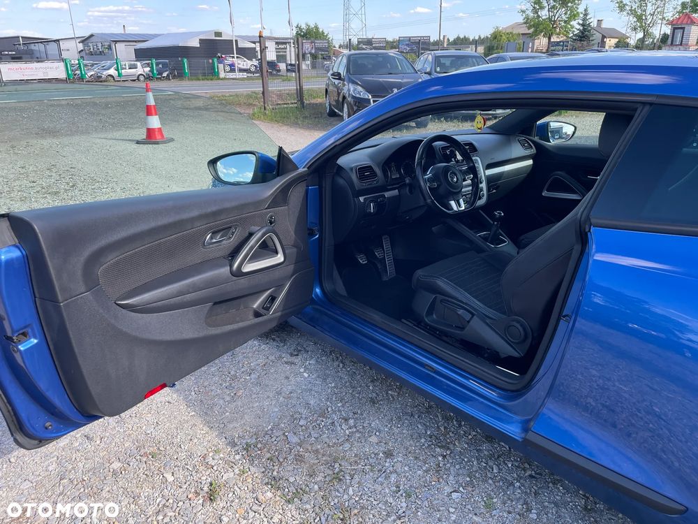 Volkswagen Scirocco 2.0 TDI - 11