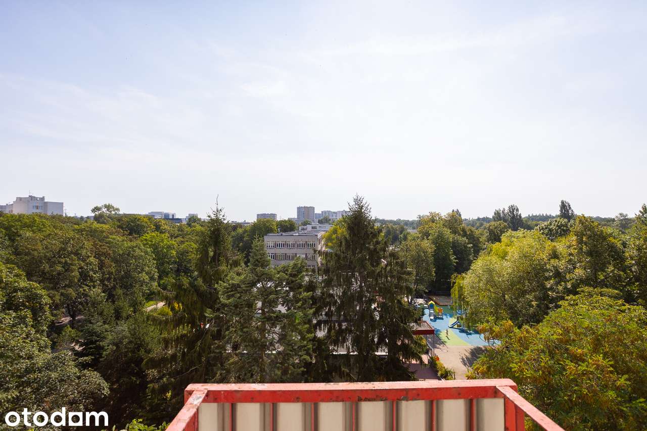 3 pokoje/kuchnia/łazienka/piwnica/balkon DO REMONTU