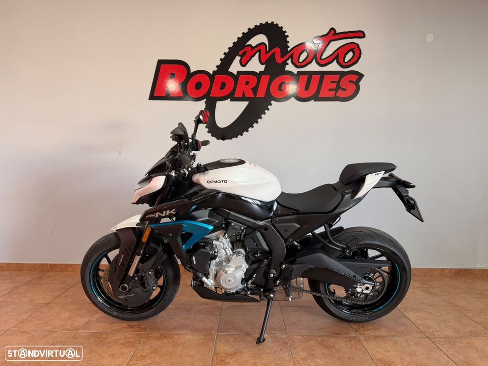CF Moto 675NK - Garantia de Fábrica até 3/2029 - OFERTA CARTÃO DE DESCONTO EM COMBUSTÍVEL - 4