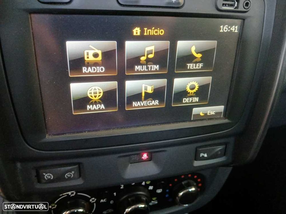 Dacia Duster 1.5 dCi Prestige - 30