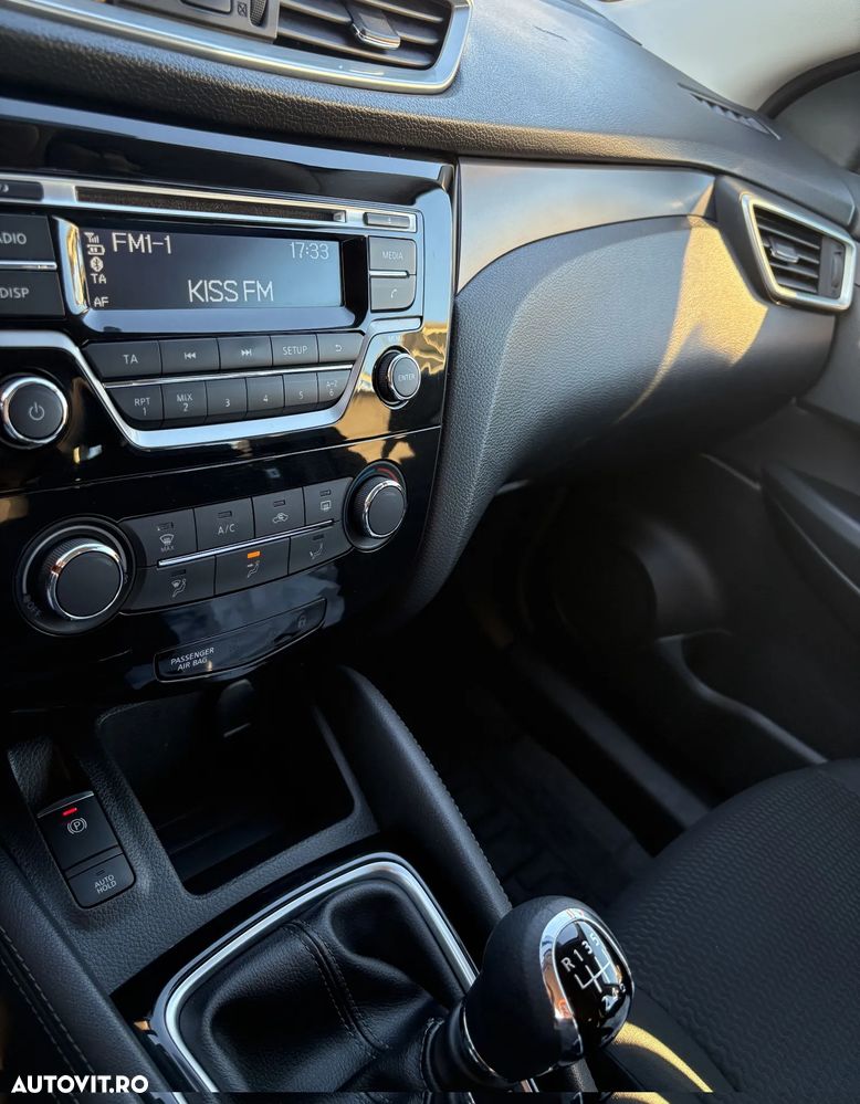 Nissan Qashqai 1.3 l MHEV Visia - 10