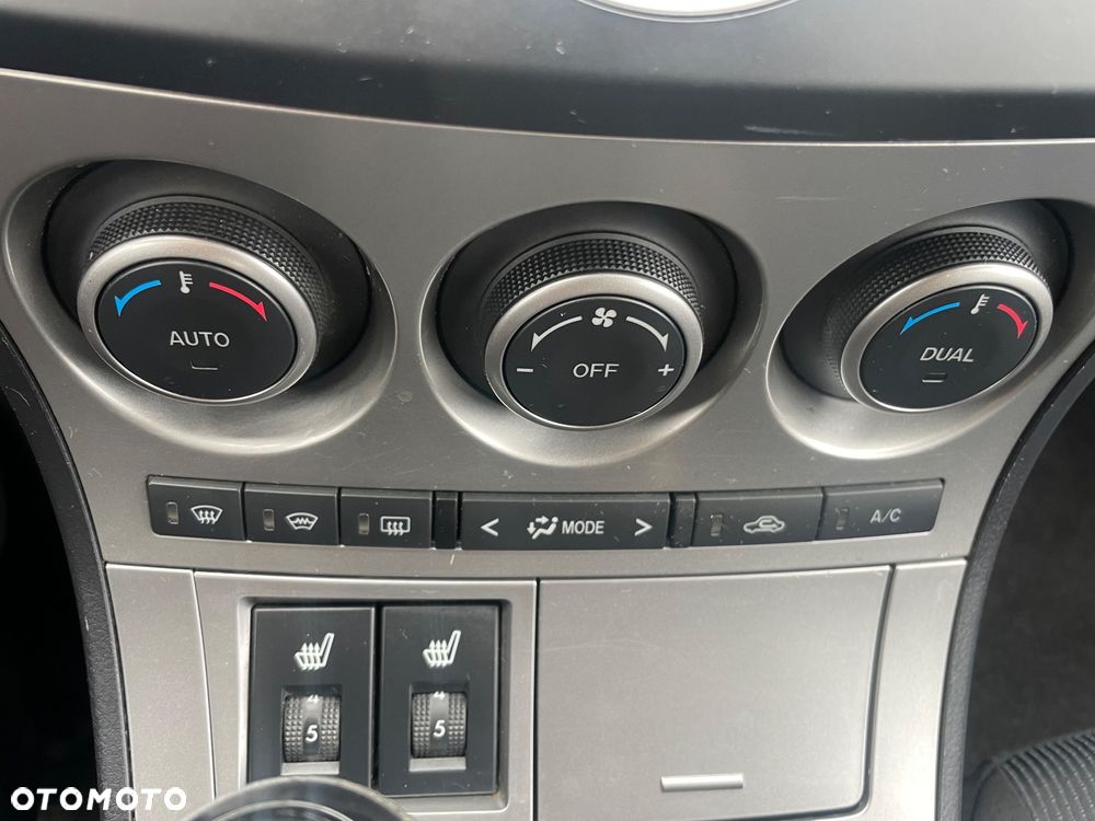 Mazda 3 1.6 Exclusive - 10
