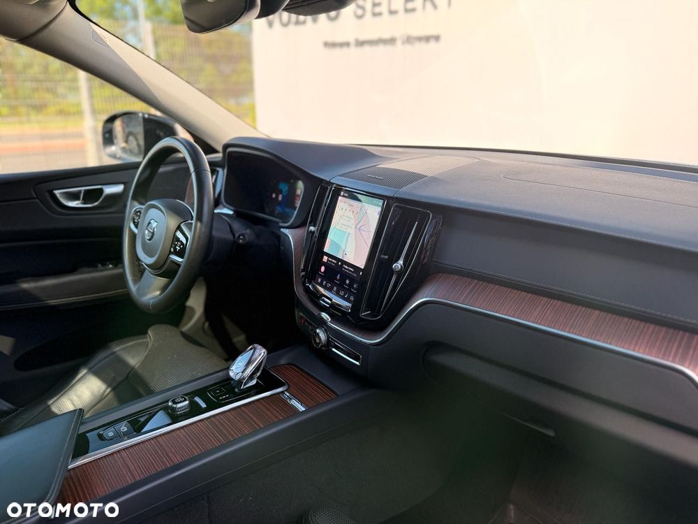Volvo XC 60 - 31