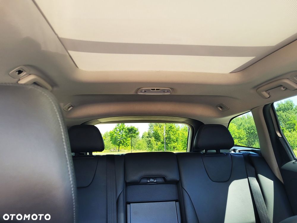 Volvo XC 60 T5 R-Design Momentum - 23