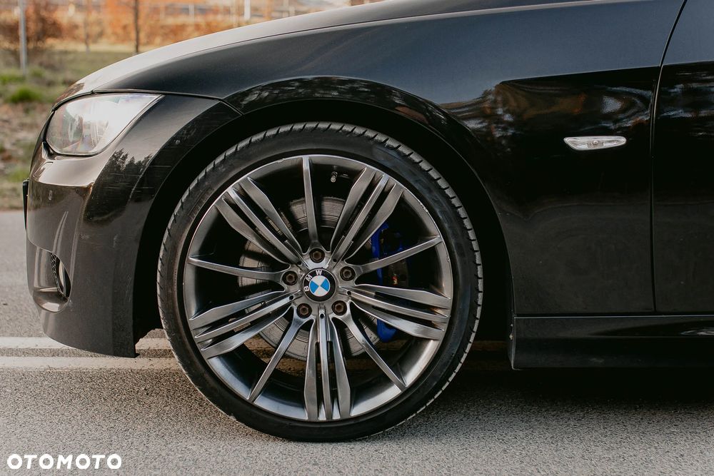 BMW Seria 3 330d - 33