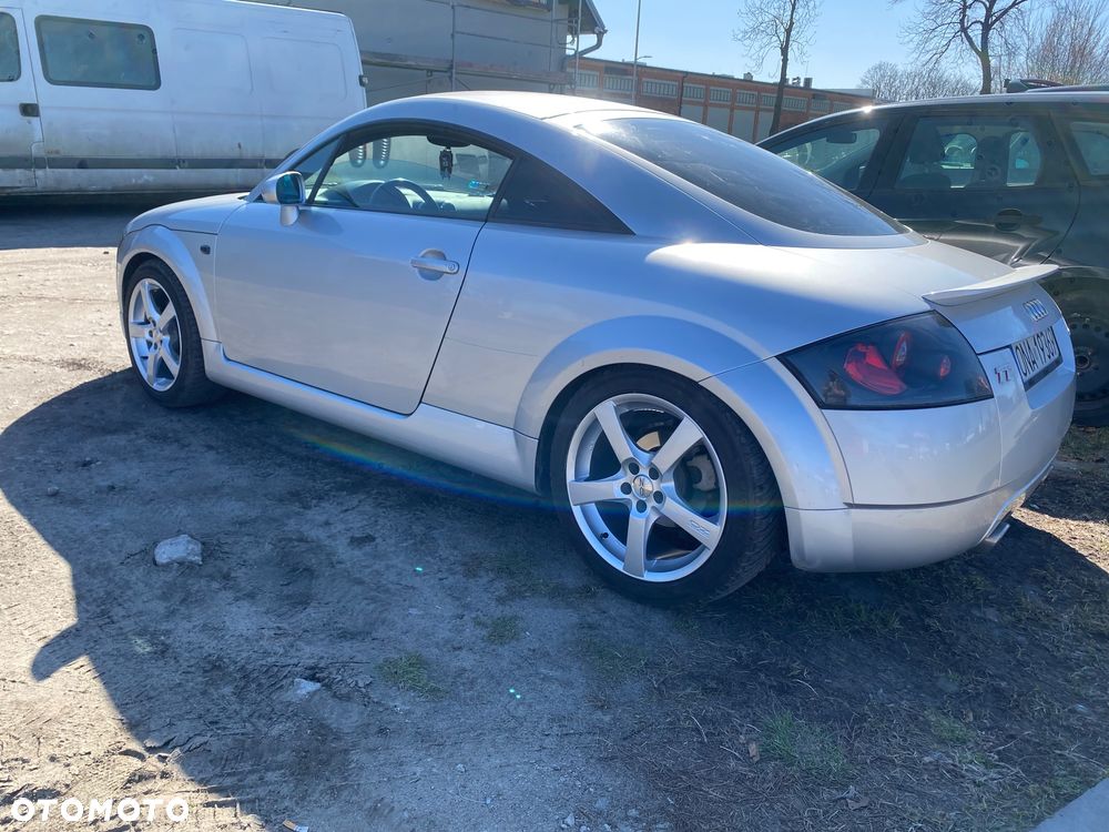 Audi TT Coupé 1.8 T quattro - 12