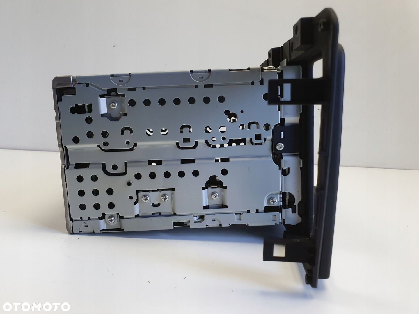 Volvo S60 I V70 II XC70 RADIO CD Radioodtwarzacz SU-650 31260000 - 5