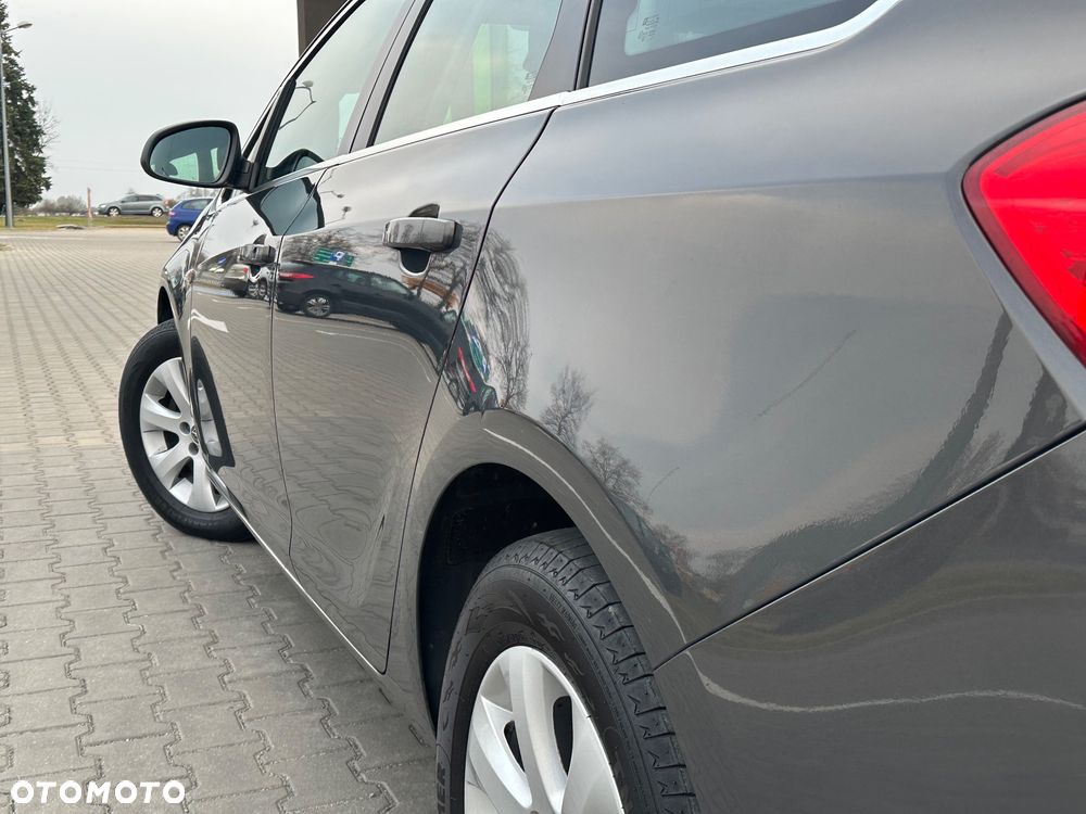 Opel Astra 1.4 Turbo - 32