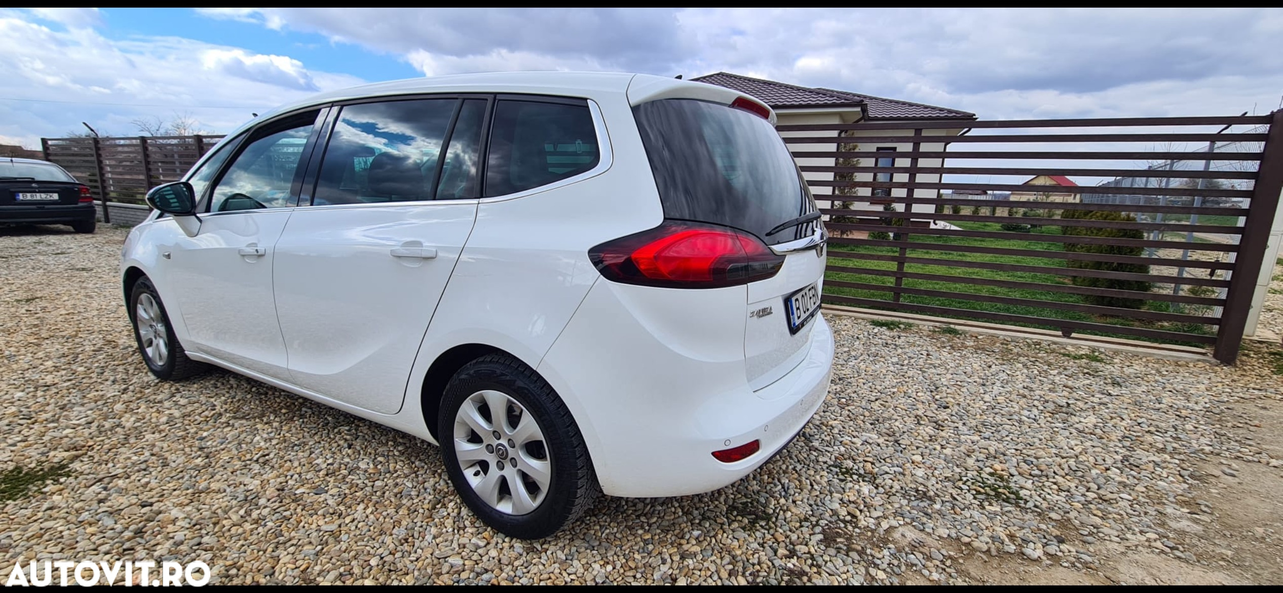 Opel Zafira Tourer 1.6 CDTI ECOTEC Start/Stop Edition - 10