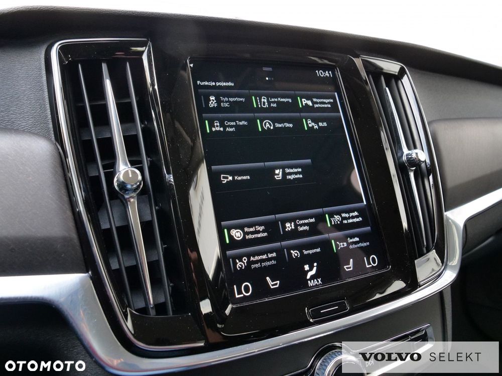 Volvo V90 Cross Country - 23