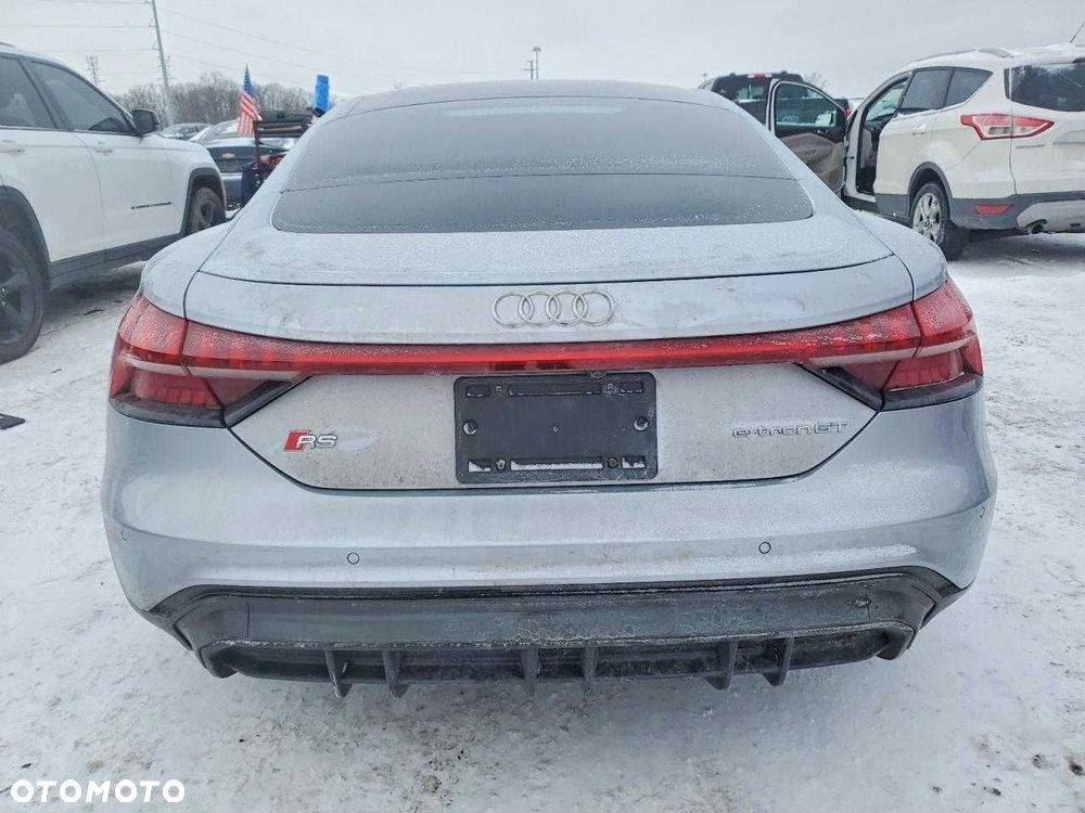 Części do samochodu Audi RS e-tron z 2024 roku, wersja USA. - 6