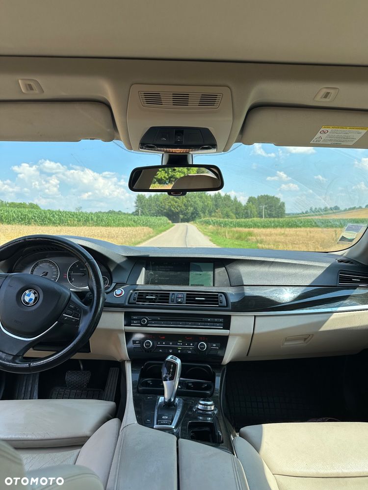 BMW Seria 5 520d - 14