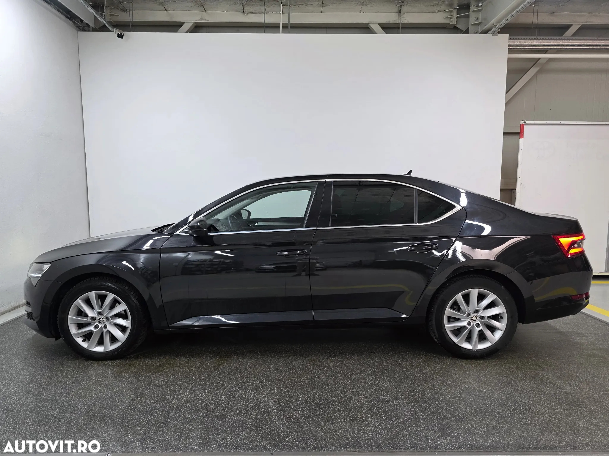 Skoda Superb - 4
