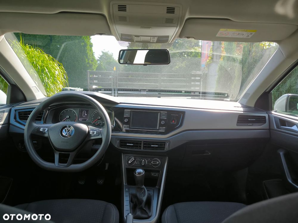 Volkswagen Polo - 16
