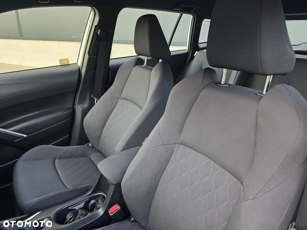 Toyota Corolla Cross 2.0 Hybrid Comfort - 33