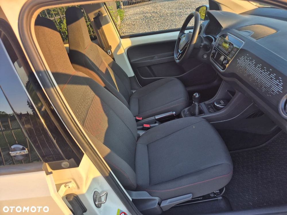 Volkswagen up! - 9