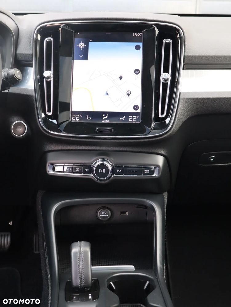 Volvo XC 40 T5 AWD Momentum Pro - 14