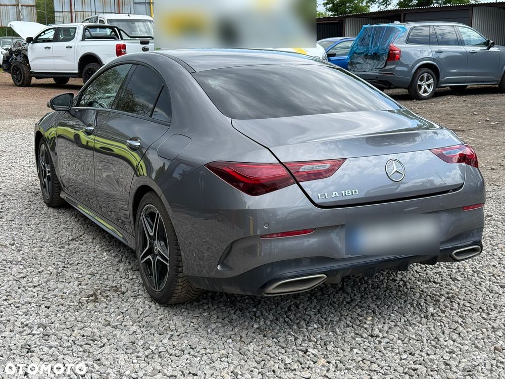 Mercedes-Benz CLA 180 AMG Line 7G-DCT - 1