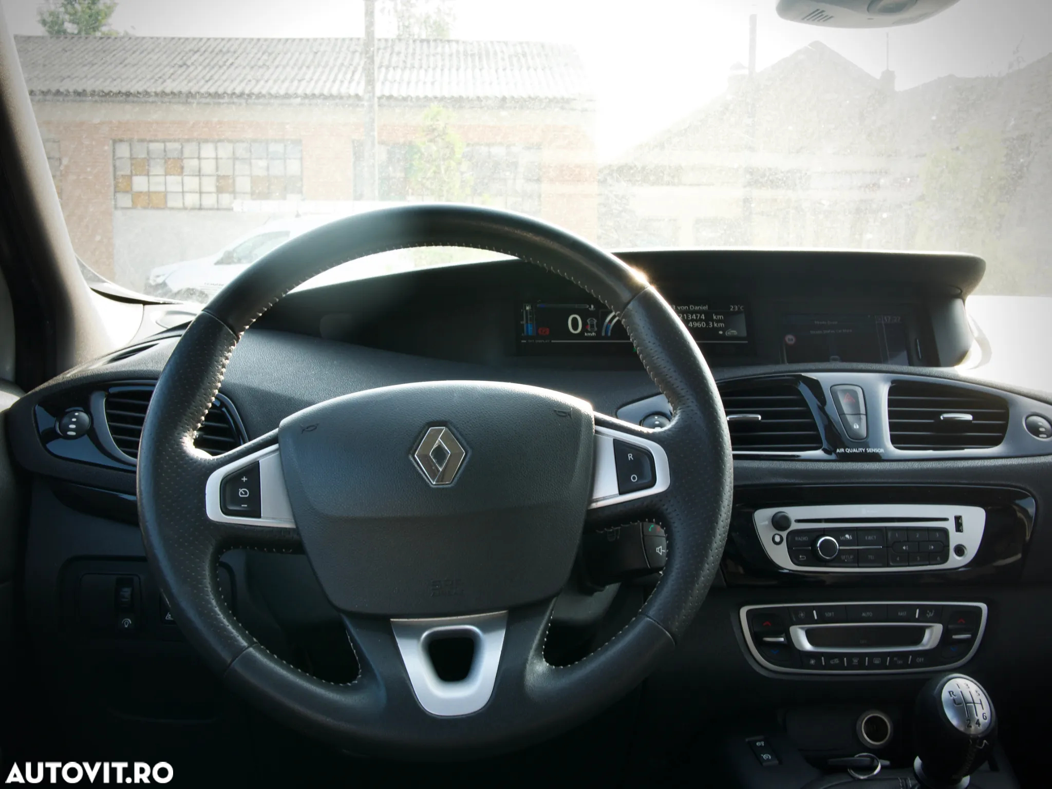 Renault Scenic dCi 130 FAP Start & Stop Bose Edition - 8