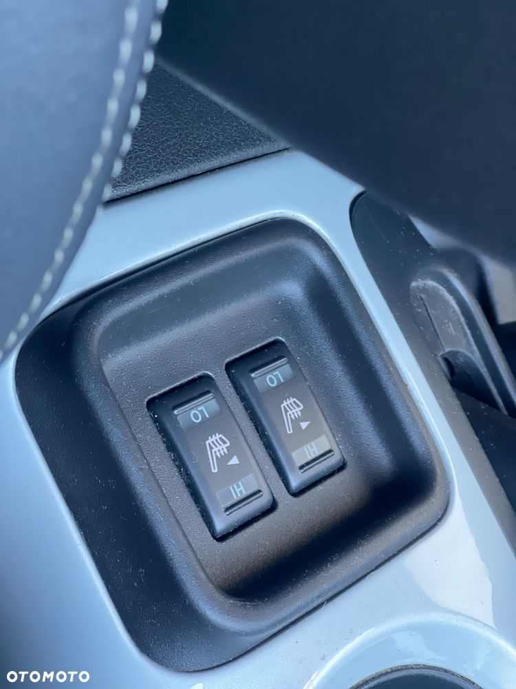 Nissan Juke 1.6 T Shiro 4x4 - 23