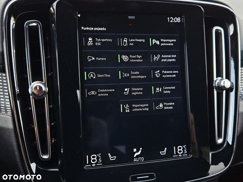 Volvo XC 40 D4 AWD R-Design (Intro Edition) - 21