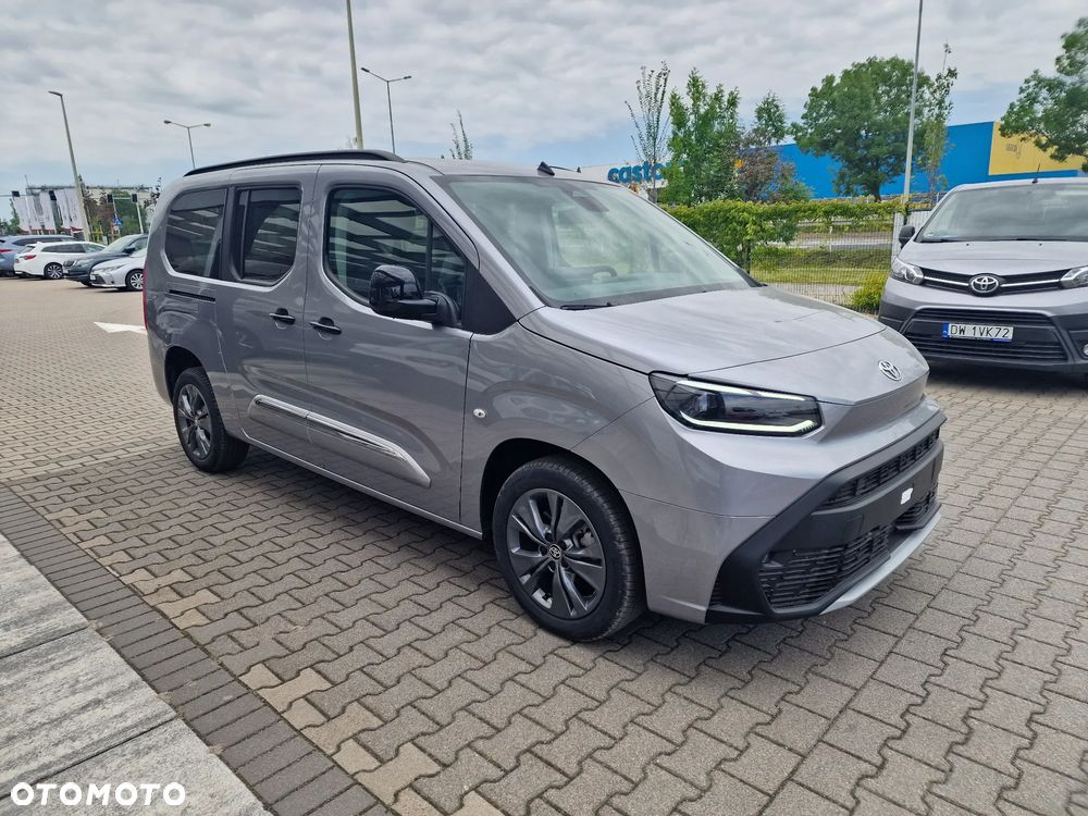 Toyota Proace City Verso Long 1.5 D-4D Family - 8
