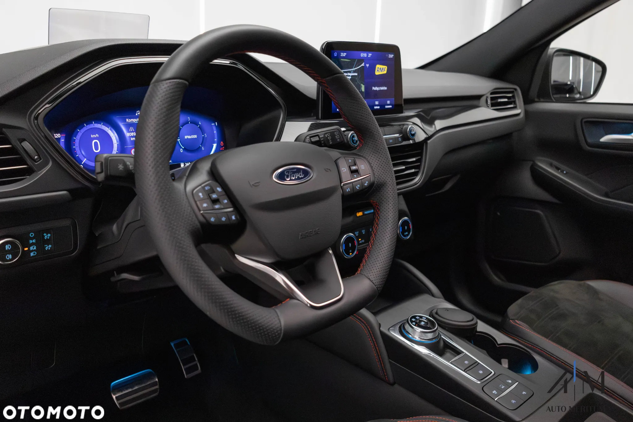 Ford Kuga 2.0 EcoBlue 4x4 ST-LINE X - 12
