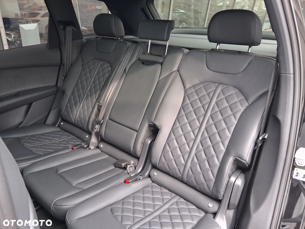 Audi SQ7 TFSI quattro tiptronic - 30
