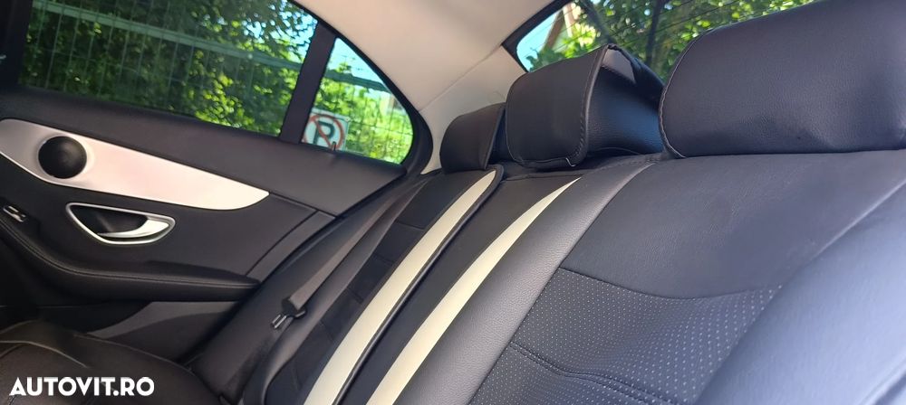 Mercedes-Benz C 300 e 4MATIC PHEV - 9