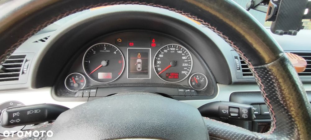 Audi A4 Avant - 8