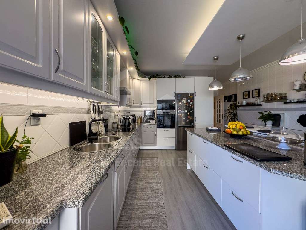 Vende Apartamento T3 - Ericeira, A Casa das Casas - Grande imagem: 4/38